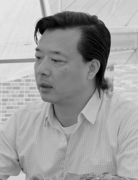 Xiang Xiao Liang